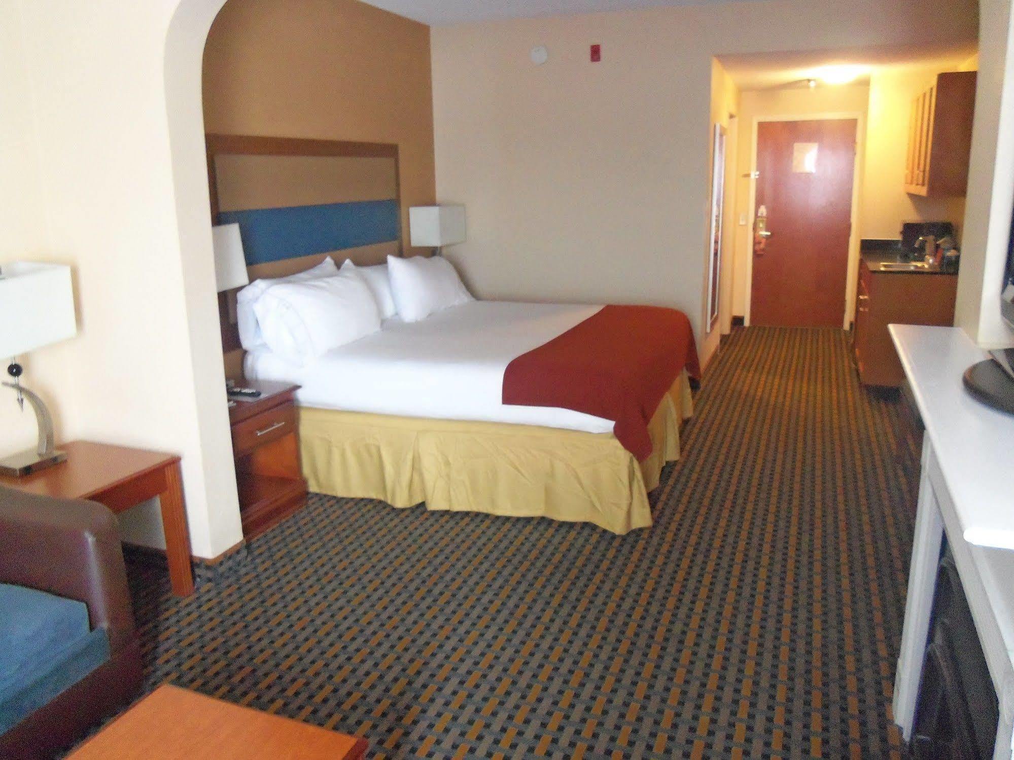 Holiday Inn Express Hotel & Suites Sanford By Ihg Kültér fotó